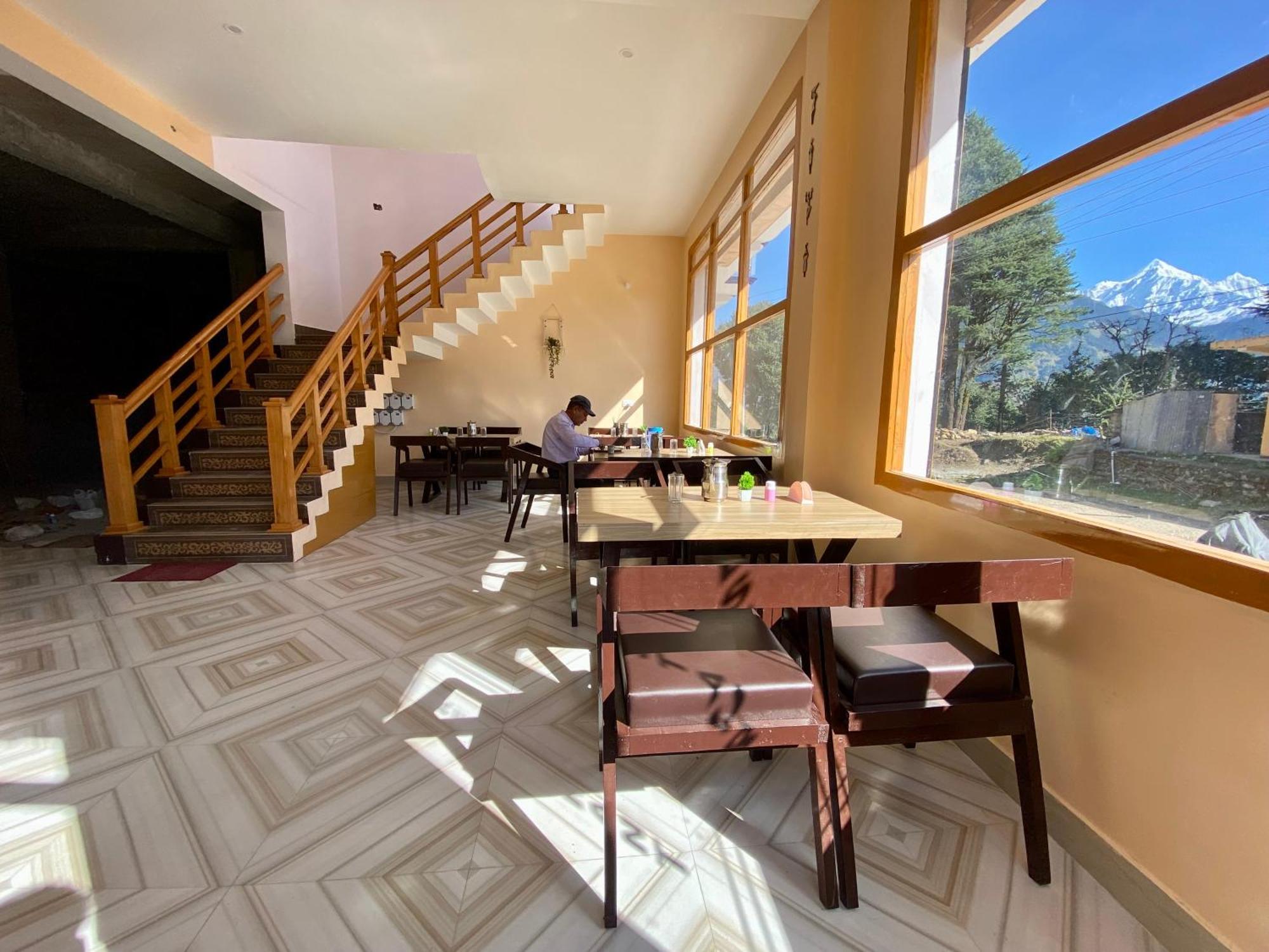 Hotel Mansarovar Inn Munsyari Esterno foto